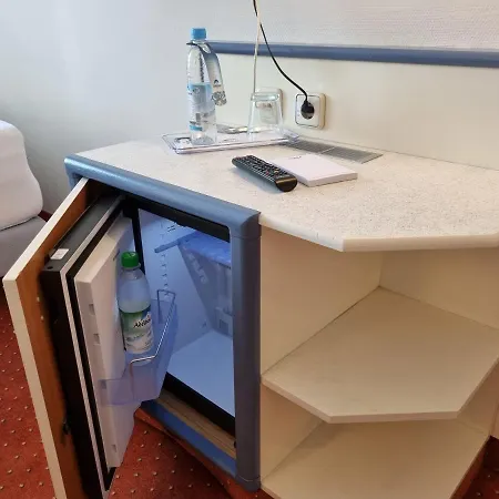 Hotel Carathotel 3*