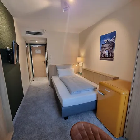 Carathotel München