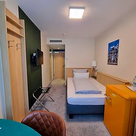 Myminga13 - & Serviced Hotel Munich