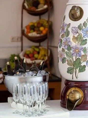 Myminga13 - & Serviced 3*