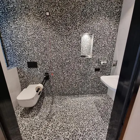 Myminga13 - & Serviced 3* Munich